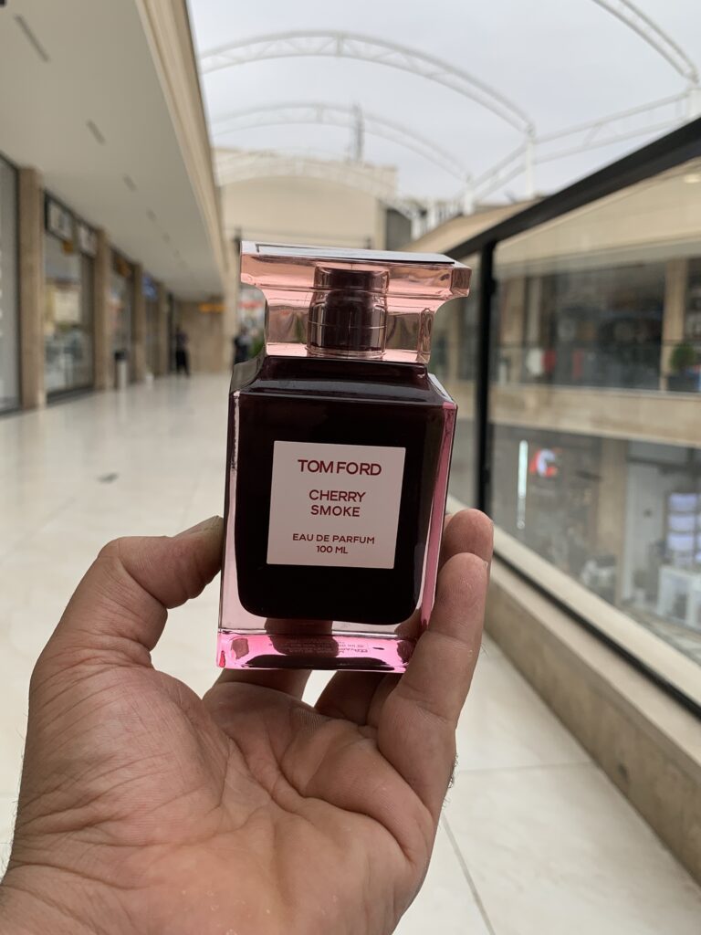 ادکلن تام فورد چری اسموک