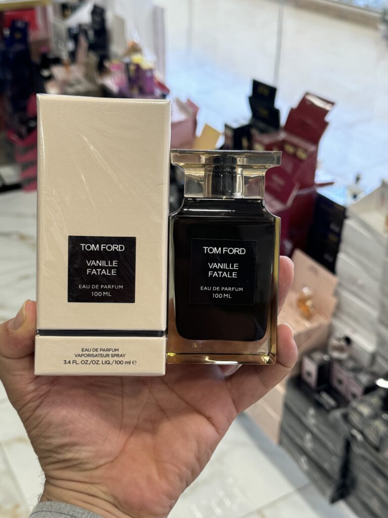 ادکلن تام فورد وانیل فتال